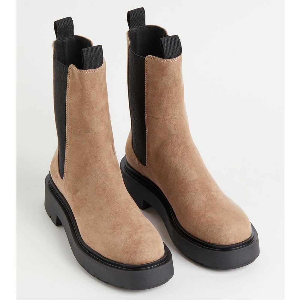 H&M Beige Chelsea Boots